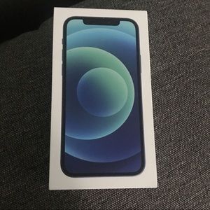 iPhone 12 , brand apple